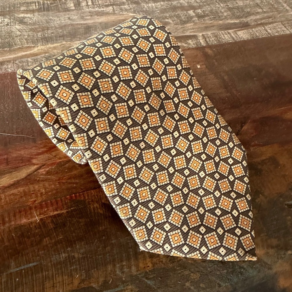 Brooks Brothers Makers Silk Tie Gold Grey Geometric Diamond Italy‎ USA